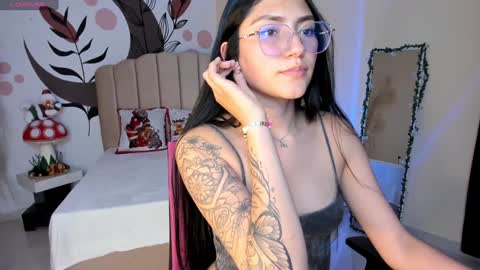 Allondra  online show from December 3, 2024, 5:42 am