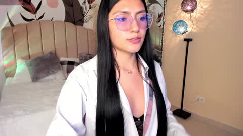 Allondra  online show from January 22, 2025, 4:34 am