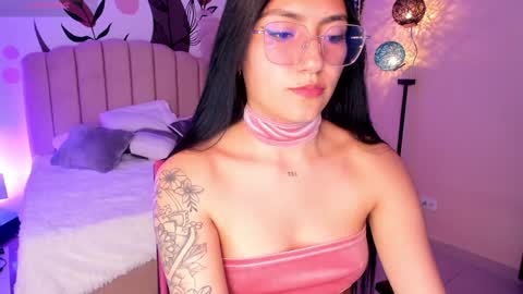 Allondra  online show from February 6, 2025, 12:22 am