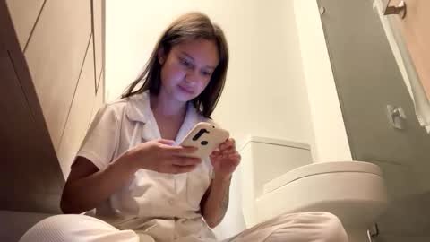 _alyson online show from May 29, 2026, 9:40 am