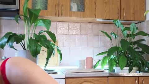 Snapshot of _ameliaqueen_ chatting on November 26, 2025, 2:01 am AmeliaQueen online show from November 26, 2025, 2:01 am