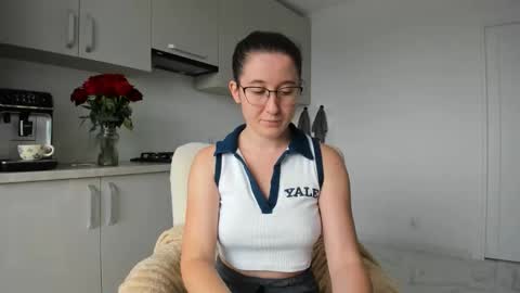 Snapshot of _anna_montana chatting on October 4, 2025, 11:08 am Anna online show from October 4, 2025, 11:08 am