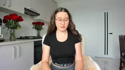 Snapshot of _anna_montana chatting on October 5, 2025, 11:08 am Anna online show from October 5, 2025, 11:08 am