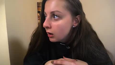 Snapshot of _annabelle_lee chatting on October 7, 2025, 6:21 am Anna online show from October 7, 2025, 6:21 am