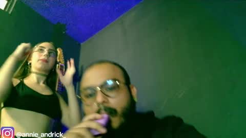 Snapshot of _annie_andrick_ chatting on October 8, 2025, 1:42 pm Annie Andrick online show from October 8, 2025, 1:42 pm