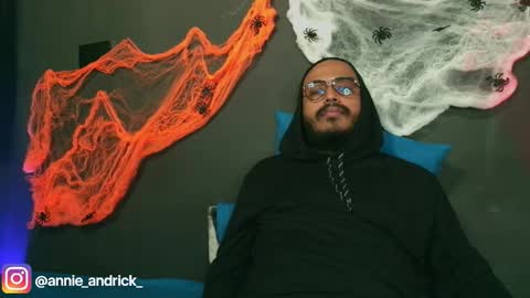 Snapshot of _annie_andrick_ chatting on October 23, 2025, 2:05 pm Annie Andrick online show from October 23, 2025, 2:05 pm