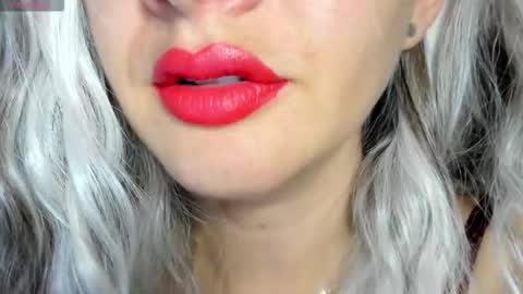 antonia online show from December 21, 2025, 10:44 am