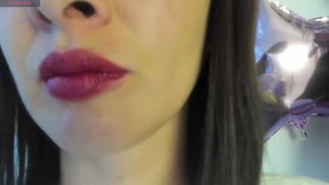 Snapshot of _antomouth_paradise chatting on June 9, 2026, 7:58 pm antonia online show from June 9, 2026, 7:58 pm