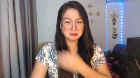 Snapshot of _arah chatting on September 28, 2025, 12:10 pm arah online show from September 28, 2025, 12:10 pm
