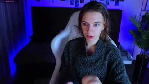 _ash_leyy_ online show from September 20, 2025, 1:39 am