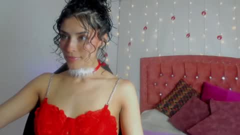 Snapshot of _aurora_moon chatting on January 13, 2025, 8:15 pm Aurora online show from January 13, 2025, 8:15 pm
