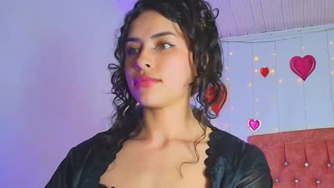Snapshot of _aurora_moon chatting on February 20, 2025, 11:10 pm Aurora online show from February 20, 2025, 11:10 pm