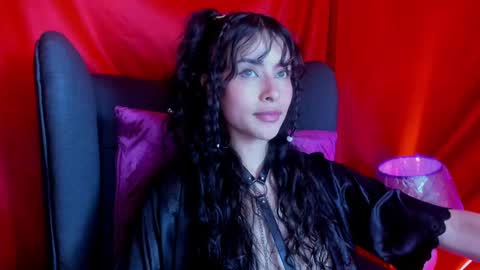 Snapshot of _aurora_moon chatting on February 27, 2025, 4:43 pm Aurora online show from February 27, 2025, 4:43 pm