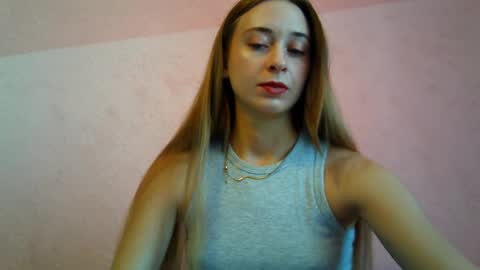 Snapshot of _aurora_sweet chatting on November 5, 2025, 9:20 am _aurora_sweet online show from November 5, 2025, 9:20 am