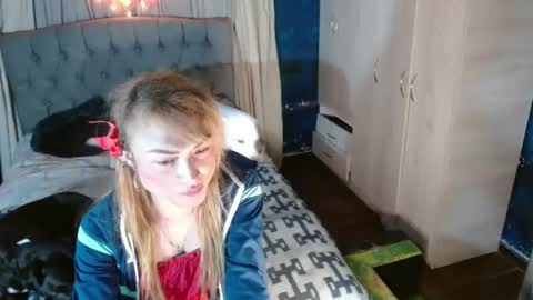 _azalea_65 online show from September 12, 2025, 1:49 am