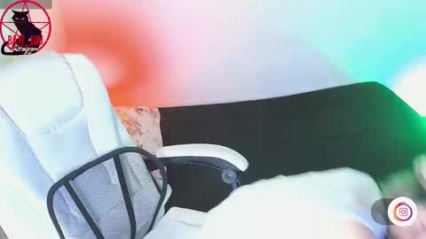 Snapshot of _baterchatur chatting on November 16, 2025, 3:12 am Lunita online show from November 16, 2025, 3:12 am