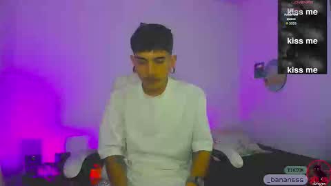 Snapshot of _baterchatur chatting on January 18, 2026, 1:20 am Lunita online show from January 18, 2026, 1:20 am