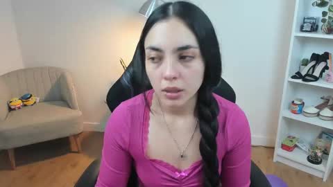 Snapshot of _bellaevans_ chatting on February 12, 2025, 5:37 am Bella Evans online show from February 12, 2025, 5:37 am