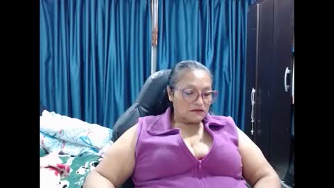 _bellanocturna online show from April 8, 2026, 3:28 am