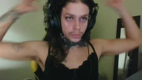 _besta online show from June 21, 2026, 11:07 pm