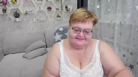 Snapshot of _big_beautiful_love_ chatting on December 29, 2024, 8:26 pm Louise ONLY IN PVT Masturbation with dildo and cum Naked Show and play with pussy Blow job Hand job ONLY IN PVT online show from December 29, 2024, 8:26 pm