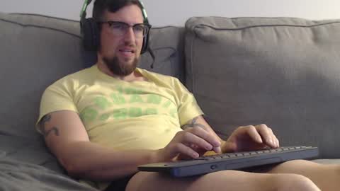 _bigd69 online show from December 9, 2024, 1:34 pm