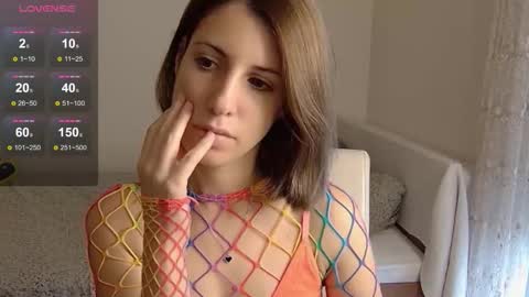 Laura online show from October 13, 2025, 8:36 am