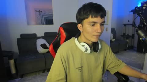 B L A K E online show from January 8, 2025, 2:14 am