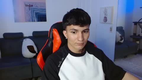 B L A K E online show from February 24, 2025, 4:05 am