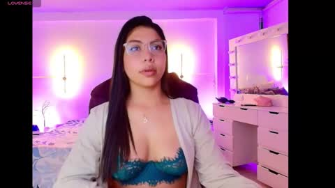 _blind_melon_ online show from November 10, 2025, 3:38 am