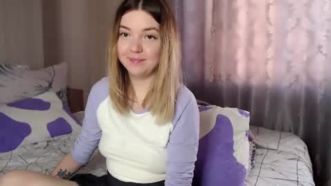 Elizabeth online show from July 3, 2026, 12:11 pm