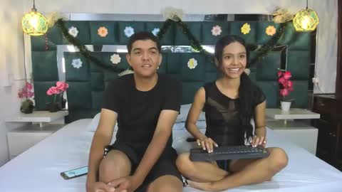 _bonnyandclyde online show from December 17, 2025, 11:49 am