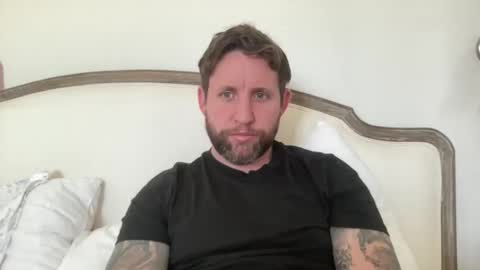 Snapshot of _british_hung_ chatting on April 30, 2026, 11:05 am UK BigThick Cock online show from April 30, 2026, 11:05 am