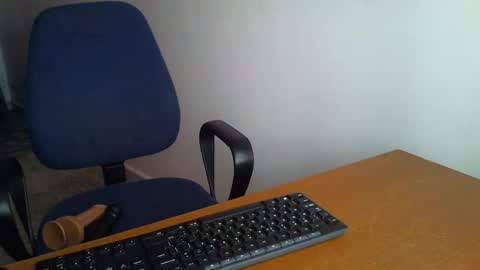 Snapshot of _bunny_b chatting on December 30, 2024, 6:31 am I will be back soon online show from December 30, 2024, 6:31 am