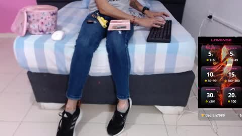 Snapshot of _candy_jade_ chatting on March 1, 2025, 12:01 pm candy jade online show from March 1, 2025, 12:01 pm