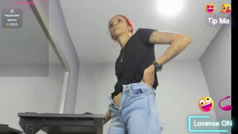  candy jade  online show from December 14, 2025, 11:48 am