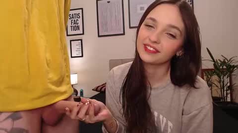 Snapshot of _candygirl20 chatting on September 18, 2025, 12:51 pm candygirl online show from September 18, 2025, 12:51 pm