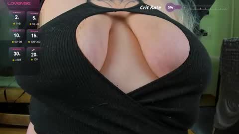 Snapshot of _candym1lky_ chatting on October 15, 2025, 6:46 am _candym1lky_ online show from October 15, 2025, 6:46 am