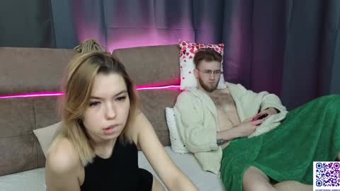 _capybara0_0 online show from February 3, 2025, 3:06 pm