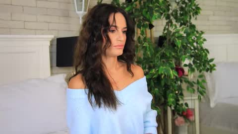 _carlawhite_ online show from October 6, 2025, 3:48 am