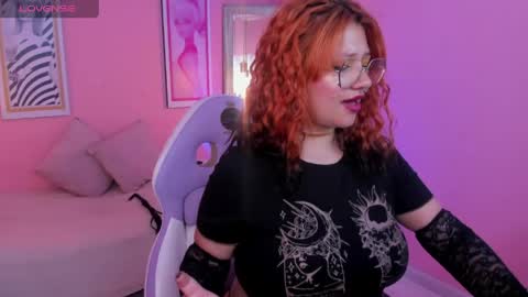 Carlotta Fiore online show from May 19, 2026, 3:24 am