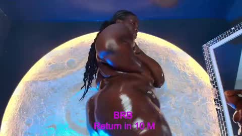 Caro. online show from April 11, 2026, 7:07 pm