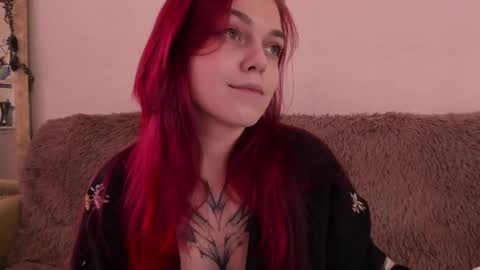 Caroline online show from March 8, 2026, 12:20 pm