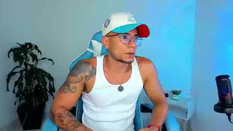 Snapshot of _charly2025 chatting on September 24, 2025, 10:57 pm Carlos Masi online show from September 24, 2025, 10:57 pm