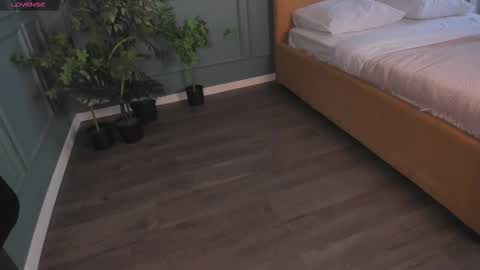 _chillbacca_ online show from March 8, 2026, 5:44 am