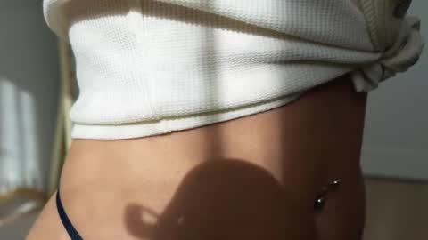 Snapshot of _cindy_rella_ chatting on November 14, 2025, 10:36 am _cindy_rella_ online show from November 14, 2025, 10:36 am