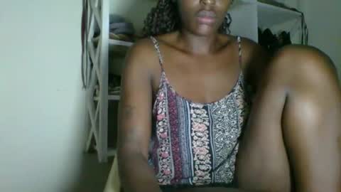 clara online show from February 25, 2026, 5:28 am