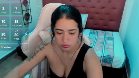 Snapshot of _cristal_smith_ chatting on February 19, 2025, 6:00 pm _cristal_smith_ online show from February 19, 2025, 6:00 pm