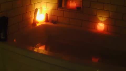 Snapshot of _cumwithme__ chatting on October 14, 2025, 7:53 am _cumwithme__ online show from October 14, 2025, 7:53 am