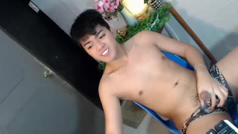Snapshot of _cumwithrussel chatting on July 16, 2026, 2:06 am Russ online show from July 16, 2026, 2:06 am